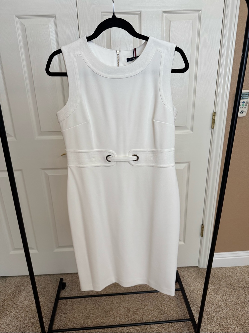 Tommy Hilfiger White Sleeveless Midi Sheath Dress with Waist Ring Detail